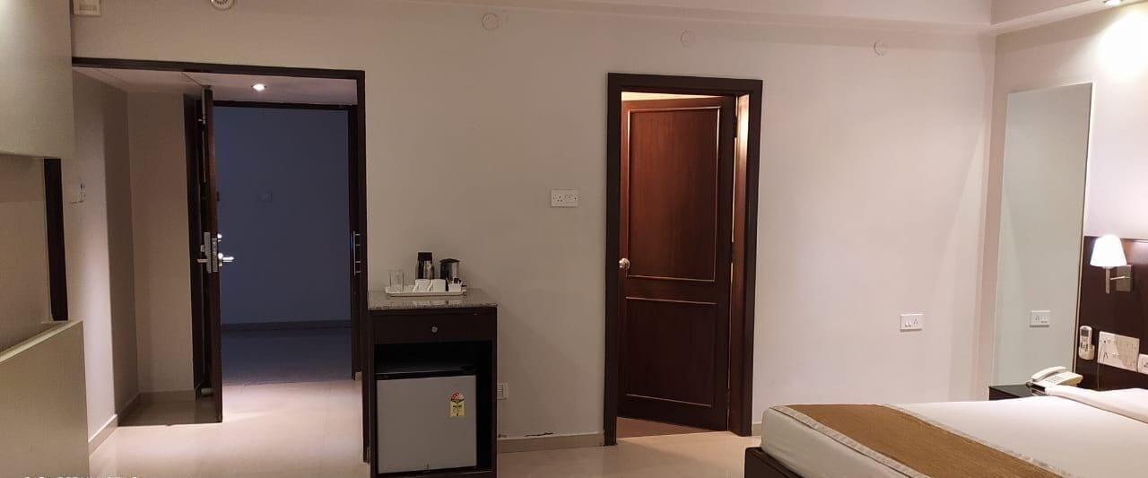 Hotel The Curzon Court Bangalore Exterior foto